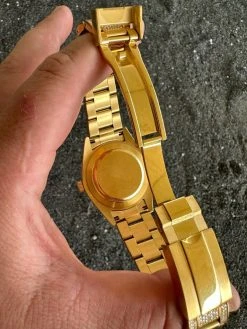 No Logo 16ct MOISSANITE Mens Gold Presidential Watch Honeycomb Iced Arabic Dial 30 No Logo 16ct MOISSANITE Mens Gold Presidential Watch Honeycomb Iced Arabic Dial -Harlem Bling Shop hip hop no logo 16ct moissanite mens gold presidential watch honeycomb iced arabic dial 34089.1689291349