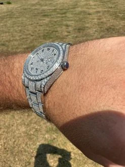 No Logo 16ct MOISSANITE Mens Presidential Watch Honeycomb Set Iced Arabic Dial 24 No Logo 16ct MOISSANITE Mens Presidential Watch Honeycomb Set Iced Arabic Dial -Harlem Bling Shop hip hop no logo 16ct moissanite mens presidential watch honeycomb set iced arabic dial 48659.1689291347