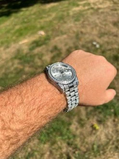 Real 13.3ct MOISSANITE Automatic Presidential Watch Silver Iced Hip Hop Pearl 25 Real 13.3ct MOISSANITE Automatic Presidential Watch Silver Iced Hip Hop Pearl -Harlem Bling Shop hip hop real 13.3ct moissanite automatic presidential watch silver iced hip hop pearl 57985.1664299472