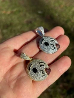 Real 925 Sterling Silver Hip Hop Kiss Face Emoji Pendant Necklace Iced Gold -Harlem Bling Shop hip hop real 925 sterling silver hip hop kiss face emoji pendant necklace iced gold 47628.1664395427