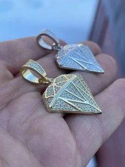 Real 925 Sterling Silver Iced Diamond Shape BLING Pendant Mens Ladies Hip Hop 18 Real 925 Sterling Silver Iced Diamond Shape BLING Pendant Mens Ladies Hip Hop -Harlem Bling Shop hip hop real 925 sterling silver iced diamond shape bling pendant mens ladies hip hop 01576.1664381923