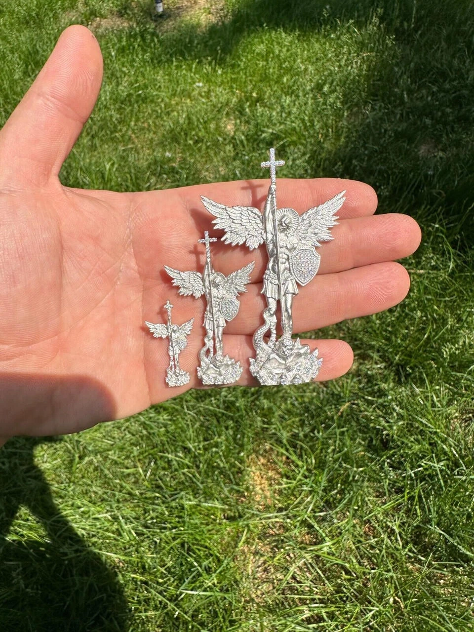 Real MOISSANITE Saint St Michael Slaying Dragon Archangel Pendant 925 Silver 6 Real MOISSANITE Saint St Michael Slaying Dragon Archangel Pendant 925 Silver - Image 4