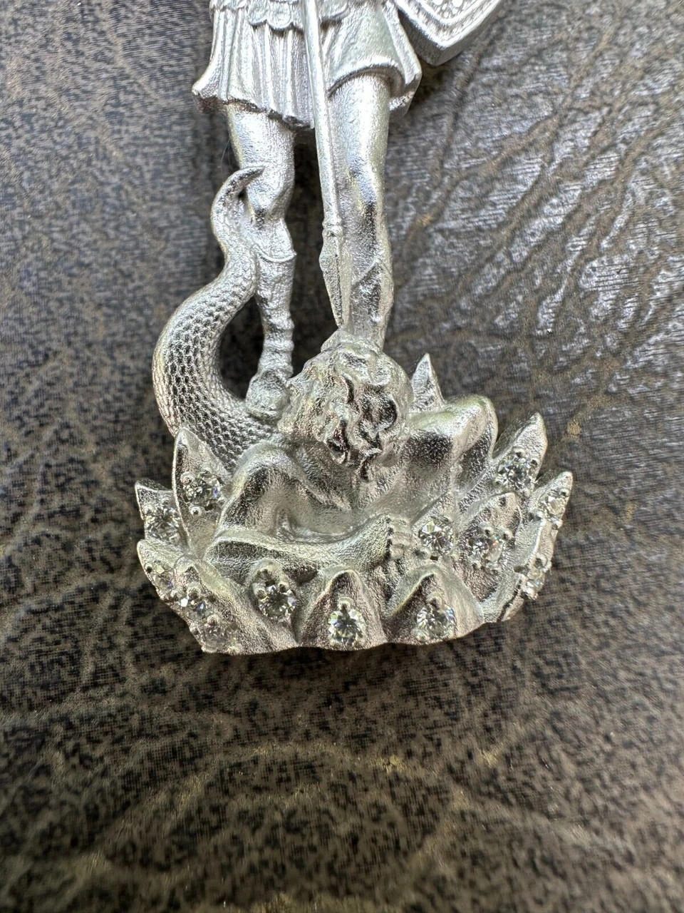 Real MOISSANITE Saint St Michael Slaying Dragon Archangel Pendant 925 Silver 16 Real MOISSANITE Saint St Michael Slaying Dragon Archangel Pendant 925 Silver - Image 14