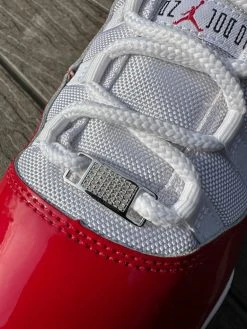 Iced Out Solid 925 Sterling Silver Moissanite Iced Lace Locks For Sneakers AF1 Etc -Harlem Bling Shop iced out solid 925 sterling silver moissanite iced lace locks for sneakers af1 etc 46746.1702183436