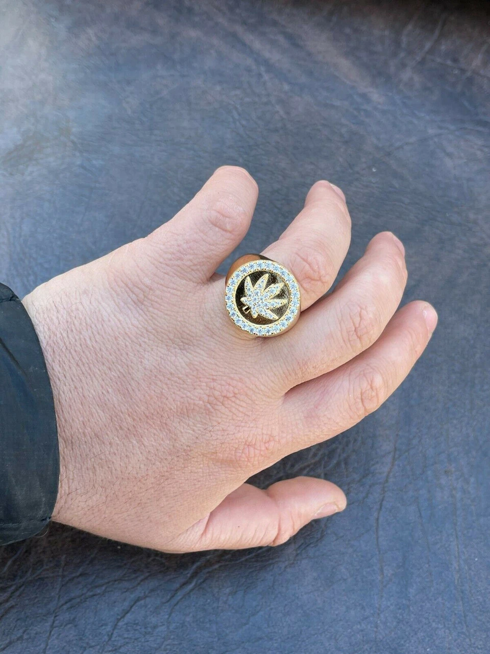 14k Gold & Solid 925 Sterling Silver Iced Weed Marijuana Leaf Ring Flooded Out 7 14k Gold & Solid 925 Sterling Silver Iced Weed Marijuana Leaf Ring Flooded Out - Image 5