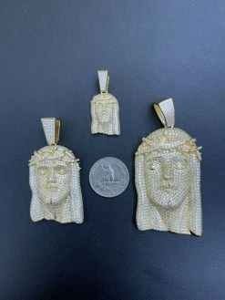 14k Gold Vermeil Fully Iced MOISSANITE Jesus Piece Pendant Pass Diamond Tester 23 14k Gold Vermeil Fully Iced MOISSANITE Jesus Piece Pendant Pass Diamond Tester -Harlem Bling Shop italiano silver inc 14k gold vermeil fully iced moissanite jesus piece pendant pass diamond tester 20008.1664400486