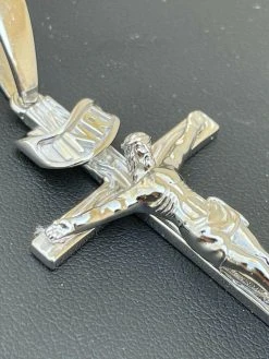 LARGE Real 925 Sterling Silver Plain Gold Cross Jesus Crucifix Pendant Necklace 17 LARGE Real 925 Sterling Silver Plain Gold Cross Jesus Crucifix Pendant Necklace -Harlem Bling Shop italiano silver inc large real 925 sterling silver plain gold cross jesus crucifix pendant necklace 57982.1664376290