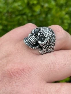 Men's 925 Sterling Silver Calavera Day Of Dead Sugar Flower Skull Death Ring 18 Men's 925 Sterling Silver Calavera Day Of Dead Sugar Flower Skull Death Ring -Harlem Bling Shop italiano silver inc mens 925 sterling silver calavera day of dead sugar flower skull death ring 85109.1664394936