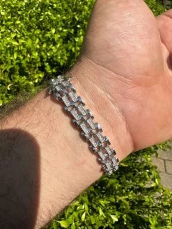 MOISSANITE Presidential ID Panther Link Bracelet Real 925 Silver Ice Out Hip Hop 30 MOISSANITE Presidential ID Panther Link Bracelet Real 925 Silver Ice Out Hip Hop -Harlem Bling Shop italiano silver inc moissanite presidential id panther link bracelet real 925 silver ice out hip hop 63159.1683579000