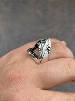 Real 925 Sterling Silver Mens Great White Shark JAWS Ring Size 7 8 9 10 11 12 13 20 Real 925 Sterling Silver Mens Great White Shark JAWS Ring Size 7 8 9 10 11 12 13 -Harlem Bling Shop italiano silver inc real 925 sterling silver mens great white shark jaws ring size 7 8 9 10 11 12 13 83545.1664383778