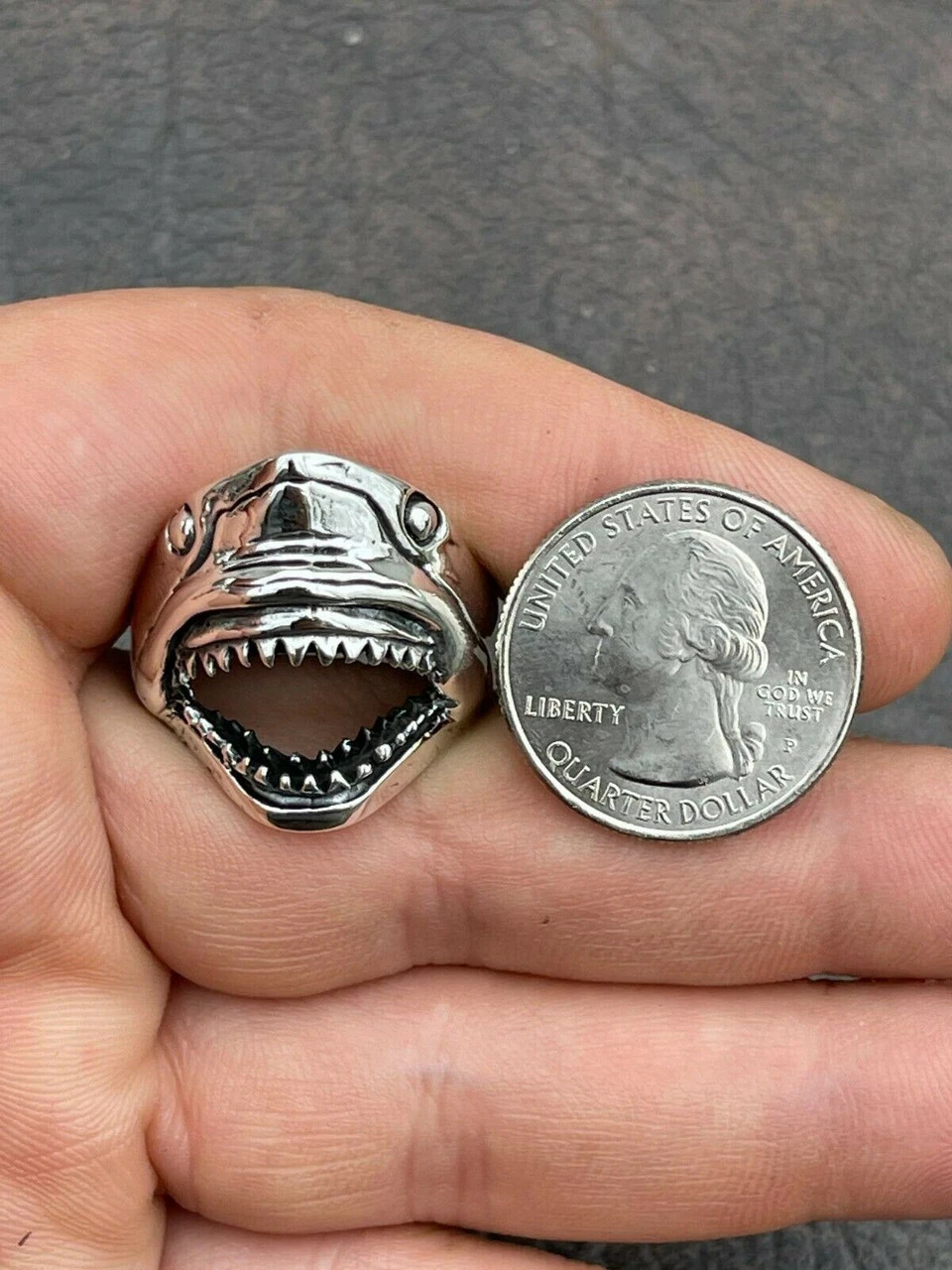 Real 925 Sterling Silver Mens Great White Shark JAWS Ring Size 7 8 9 10 11 12 13 13 Real 925 Sterling Silver Mens Great White Shark JAWS Ring Size 7 8 9 10 11 12 13 - Image 11