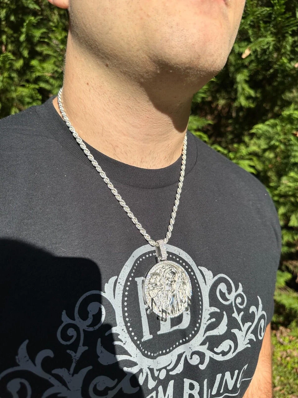 SERIES 3: Limited Edition "One Love" Pendant Harlembling X Bob Barley 7 SERIES 3: Limited Edition "One Love" Pendant Harlembling X Bob Barley - Image 5