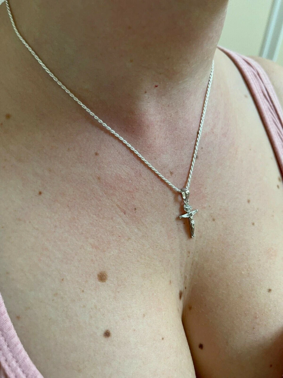 Small 0.75" 925 Sterling Silver Plain Gold Cross Jesus Crucifix Pendant Necklace 8 Small 0.75" 925 Sterling Silver Plain Gold Cross Jesus Crucifix Pendant Necklace - Image 6