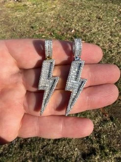 MOISSANITE Real Silver / Gold Lightning Bolt Necklace Pendant Pass Diamond Test 30 MOISSANITE Real Silver / Gold Lightning Bolt Necklace Pendant Pass Diamond Test -Harlem Bling Shop moissanite real silver gold lightning bolt necklace pendant pass diamond test 02622.1675447113