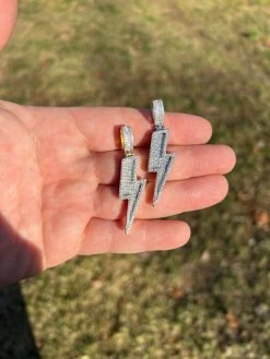 MOISSANITE Real Silver / Gold Lightning Bolt Necklace Pendant Pass Diamond Test 32 MOISSANITE Real Silver / Gold Lightning Bolt Necklace Pendant Pass Diamond Test -Harlem Bling Shop moissanite real silver gold lightning bolt necklace pendant pass diamond test 48610.1675447209