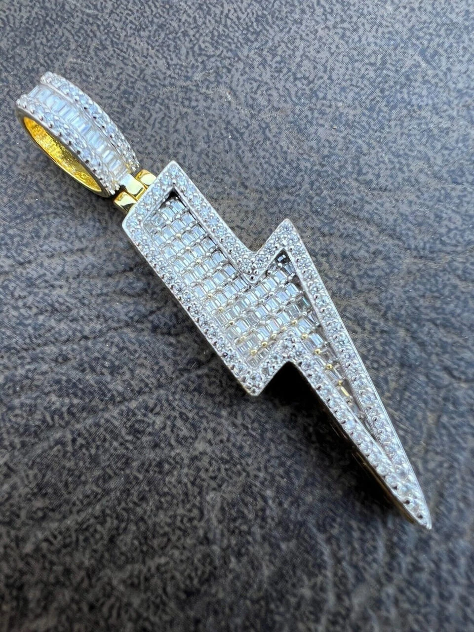 MOISSANITE Real Silver / Gold Lightning Bolt Necklace Pendant Pass Diamond Test 6 MOISSANITE Real Silver / Gold Lightning Bolt Necklace Pendant Pass Diamond Test - Image 4