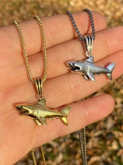Solid 925 Sterling Silver 3D Great White Shark Gold Large Mens Ladies Necklace 19 Solid 925 Sterling Silver 3D Great White Shark Gold Large Mens Ladies Necklace -Harlem Bling Shop solid 925 sterling silver 3d great white shark gold large mens ladies necklace 41264.1664371281