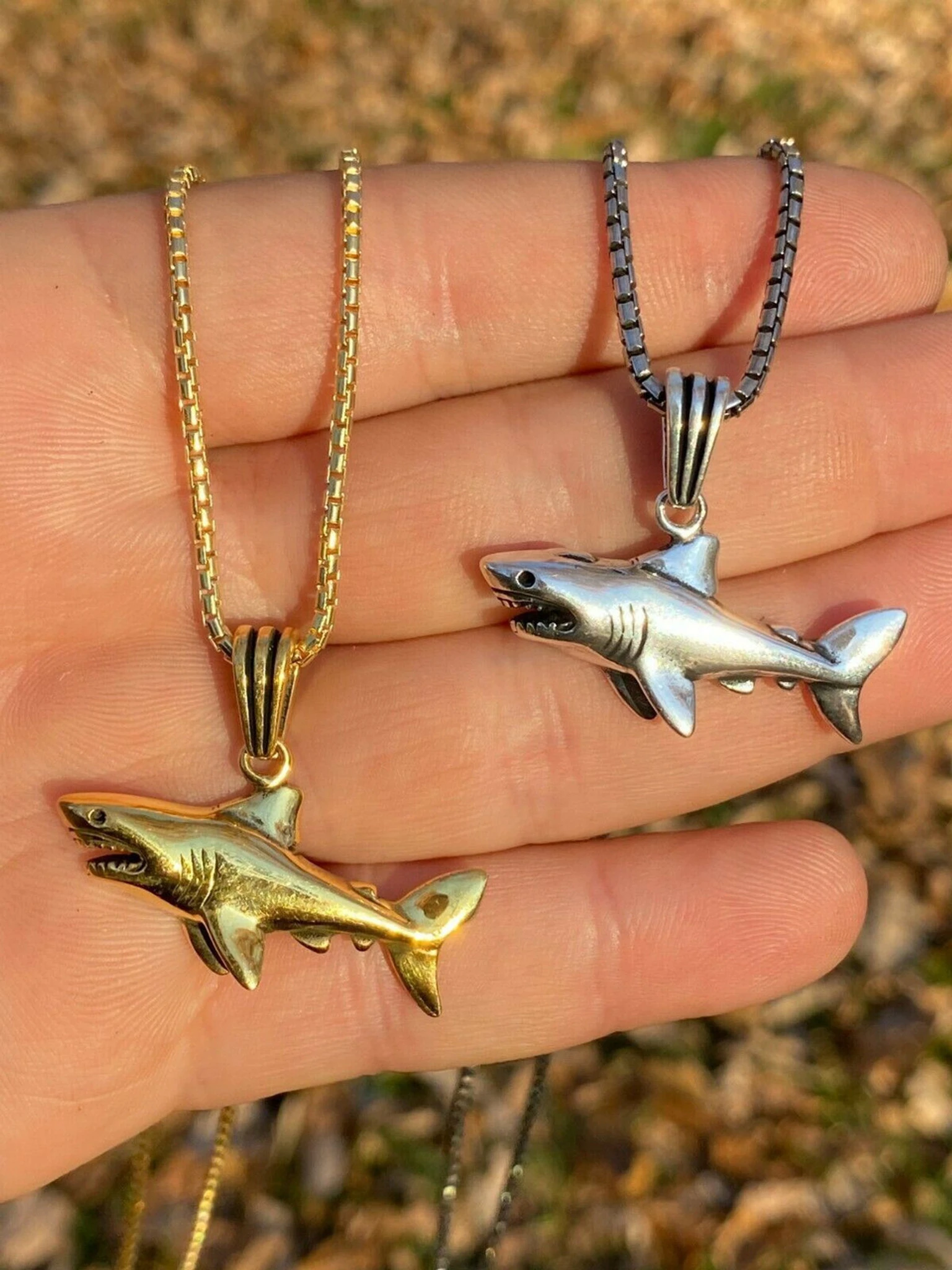 Solid 925 Sterling Silver 3D Great White Shark Gold Large Mens Ladies Necklace 3 Solid 925 Sterling Silver 3D Great White Shark Gold Large Mens Ladies Necklace