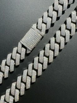 THICK 22mm MOISSANITE Prong Cuban Link Chain 925 Silver Iced Pass Diamond Tester 21 THICK 22mm MOISSANITE Prong Cuban Link Chain 925 Silver Iced Pass Diamond Tester -Harlem Bling Shop thick 22mm moissanite prong cuban link chain 925 silver iced pass diamond tester 72985.1664355290