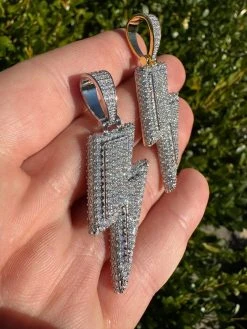 VVS MOISSANITE Iced Hip Hop Real Silver / Gold Lightning Bolt Necklace Pendant 30 VVS MOISSANITE Iced Hip Hop Real Silver / Gold Lightning Bolt Necklace Pendant -Harlem Bling Shop vvs moissanite iced hip hop real silver gold lightning bolt necklace pendant 27489.1679340134
